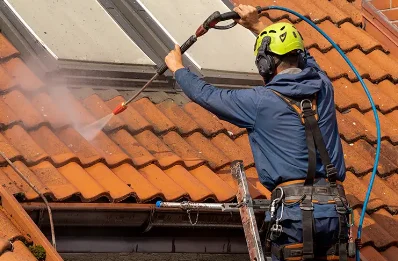 Démoussage et hydrofuge de toiture à Pondaurat